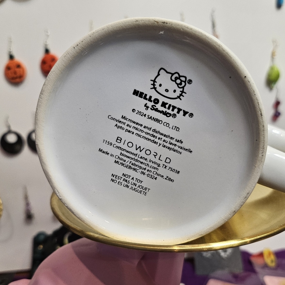 ๐ป ๐ Hello Kitty Mug โ๏ธ - Picture 4 of 6